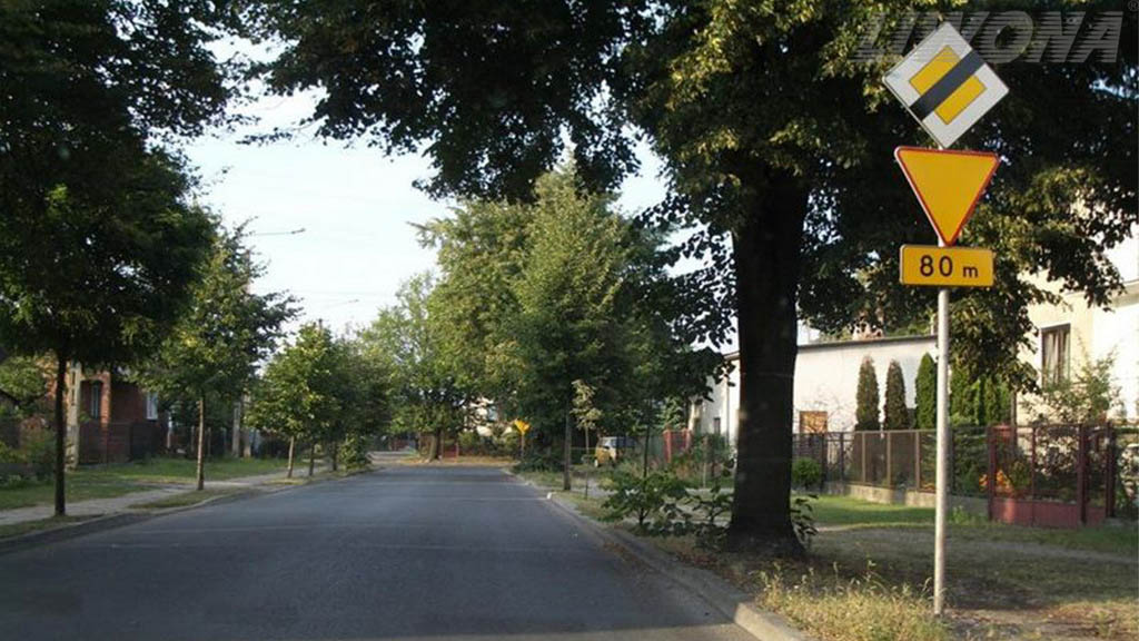 Czy w tej sytuacji, po przejechaniu 80 m