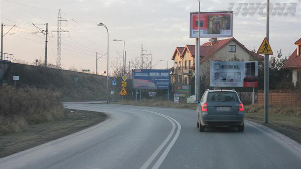 Która z wymienionych technik jazdy pasuje do określenia ekonomiczna jazda samochodem?